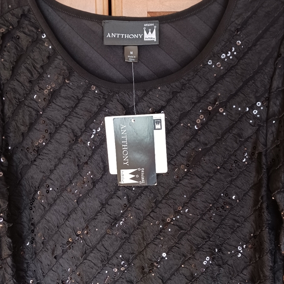 Tunic Top - Picture 4 of 4